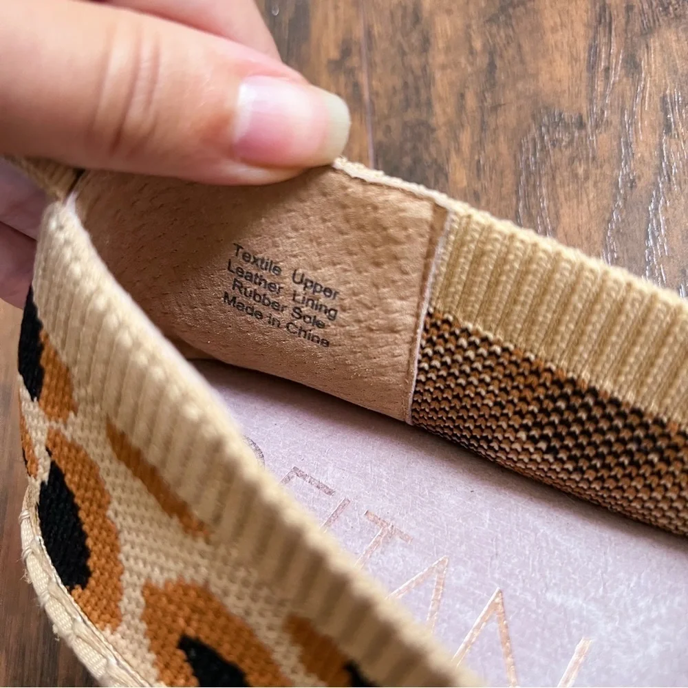 Deltan • Hensley Flyknit Espadrille leopard animal print flat slip on knit